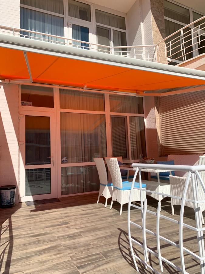 Апартаменты Золотой Бугаз Karolino-Buhaz Exterior photo