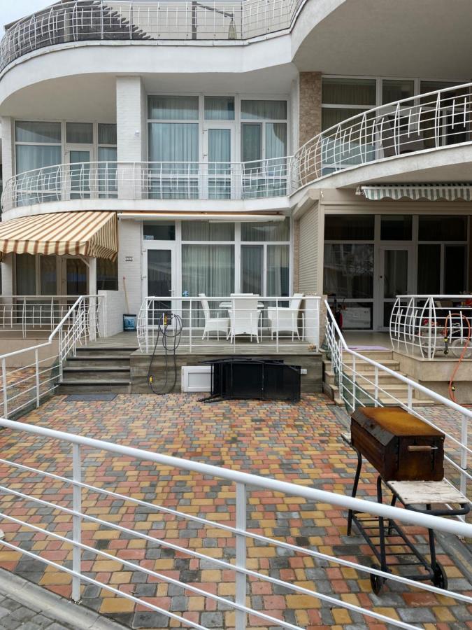 Апартаменты Золотой Бугаз Karolino-Buhaz Exterior photo